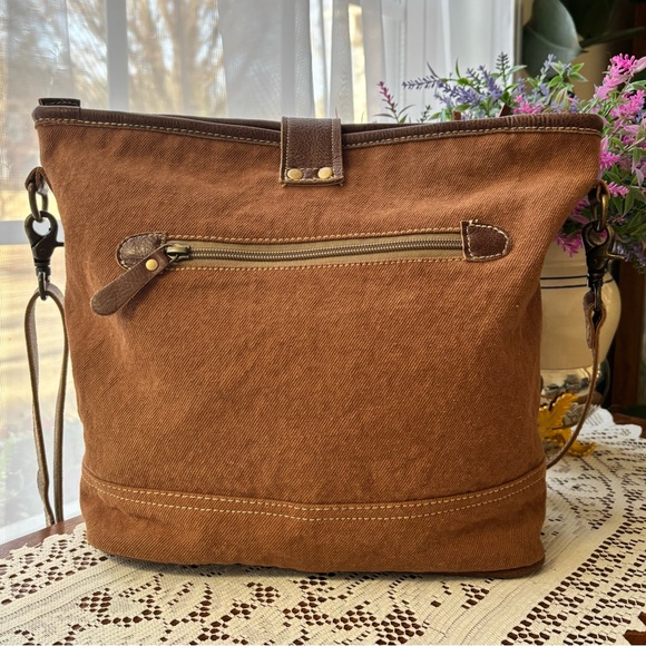 Myra Bag Brown and Cream Shoulder Bag Vintage Pattern and Leather Trim - Picture 3 of 8